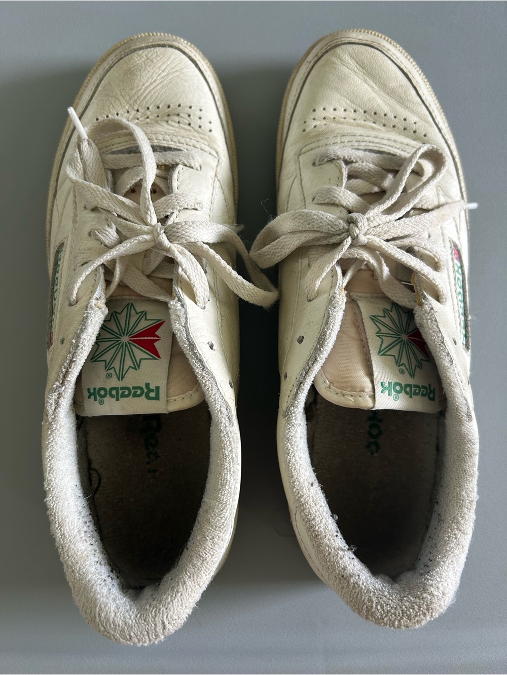 Reebok Off-White Leather Low-Top Sneakers with Green & Red Logo